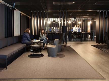 Aftenposten, Oslo_06..afpassede tæpper, sisal